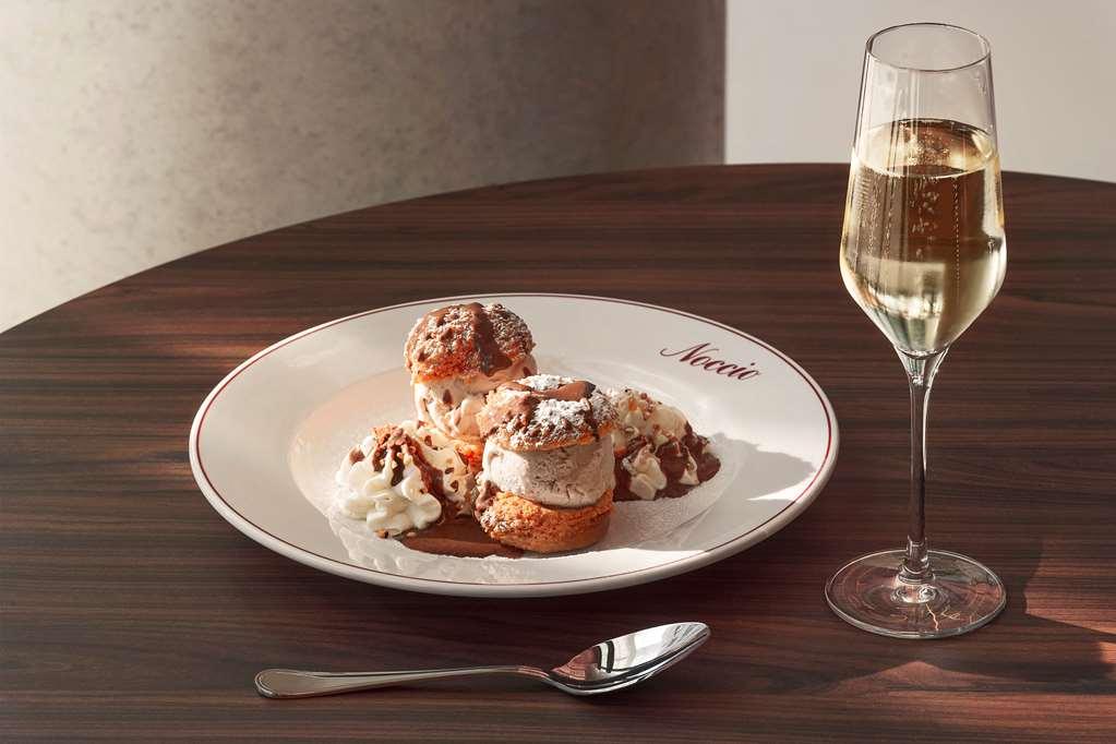 Okko Hotels Paris La Defense ナンテール レストラン 写真
