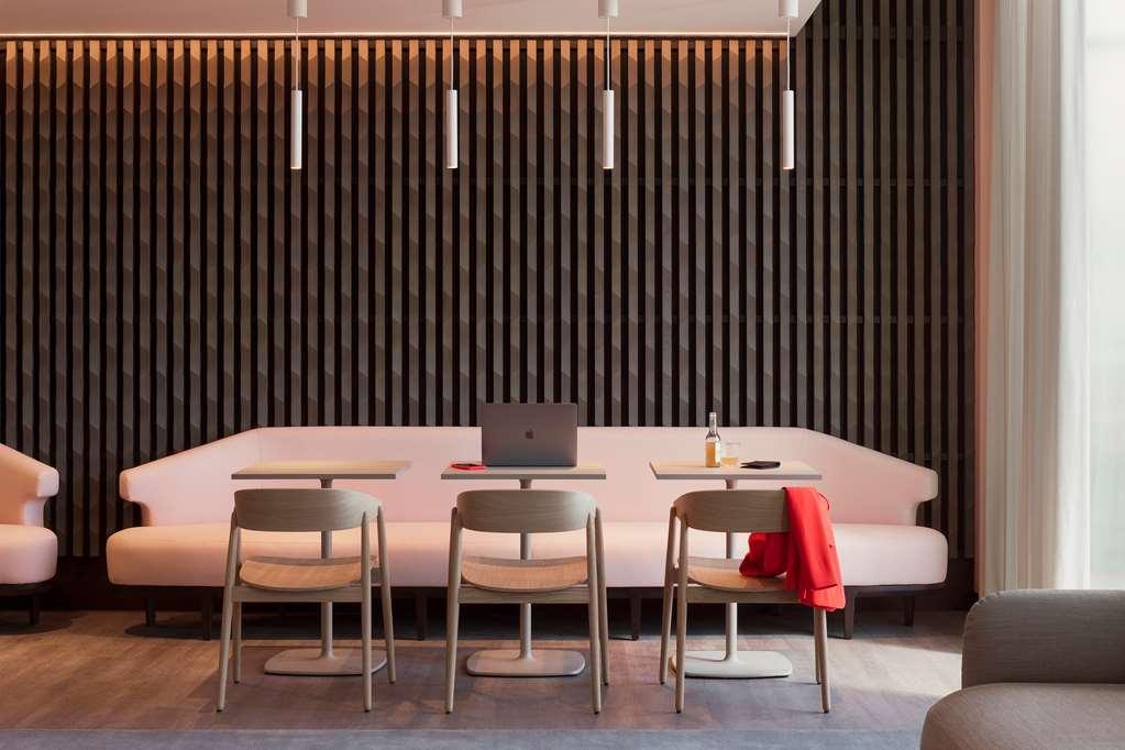 Okko Hotels Paris La Defense ナンテール レストラン 写真