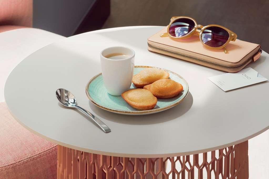 Okko Hotels Paris La Defense ナンテール レストラン 写真