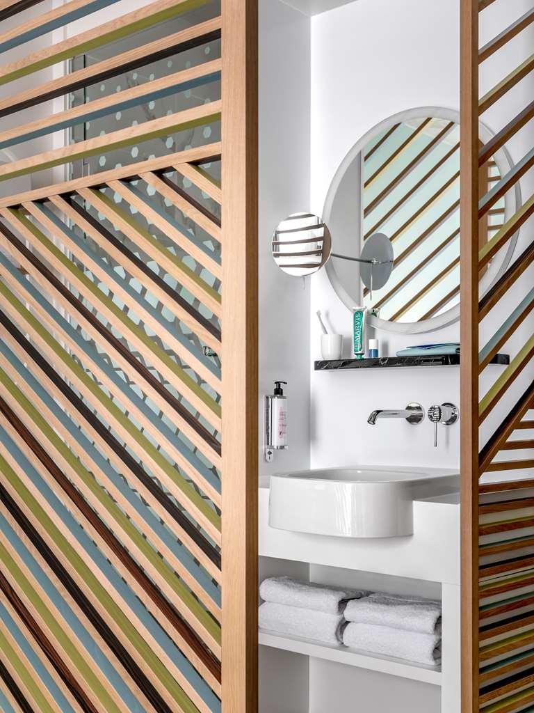 Okko Hotels Paris La Defense ナンテール 部屋 写真